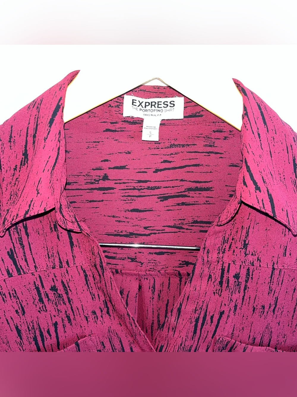 EUC EXPRESS Portofino Magenta Button-Front Blouse with Black Brushstroke Print - Picture 4 of 7